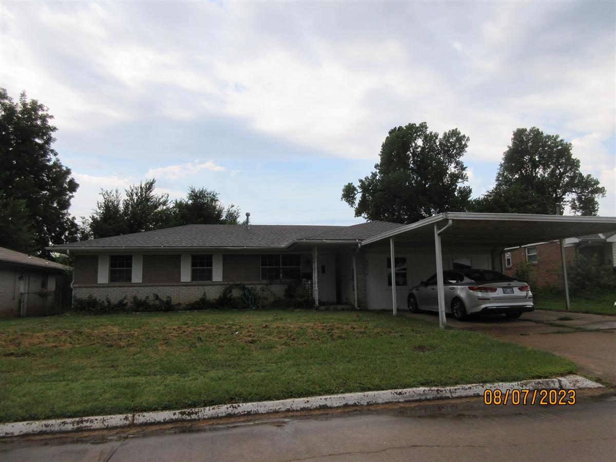 R150811545 6216 SE 8TH ST