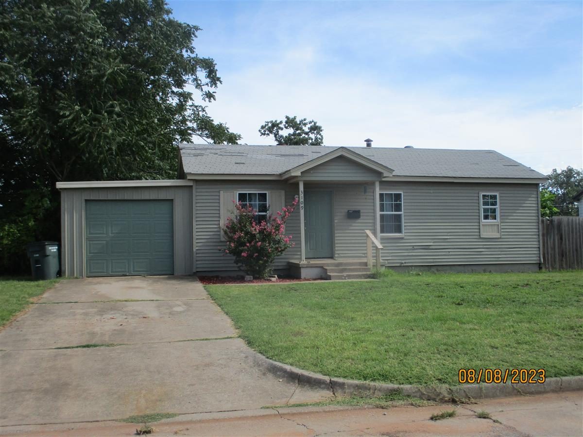 R151292975 3109 SE 21ST ST