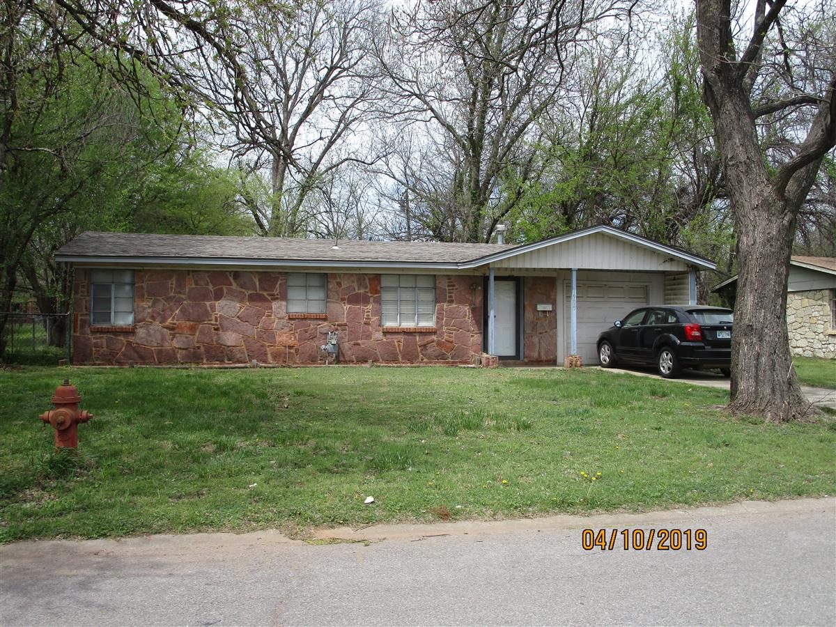 1905 CHERRY LN