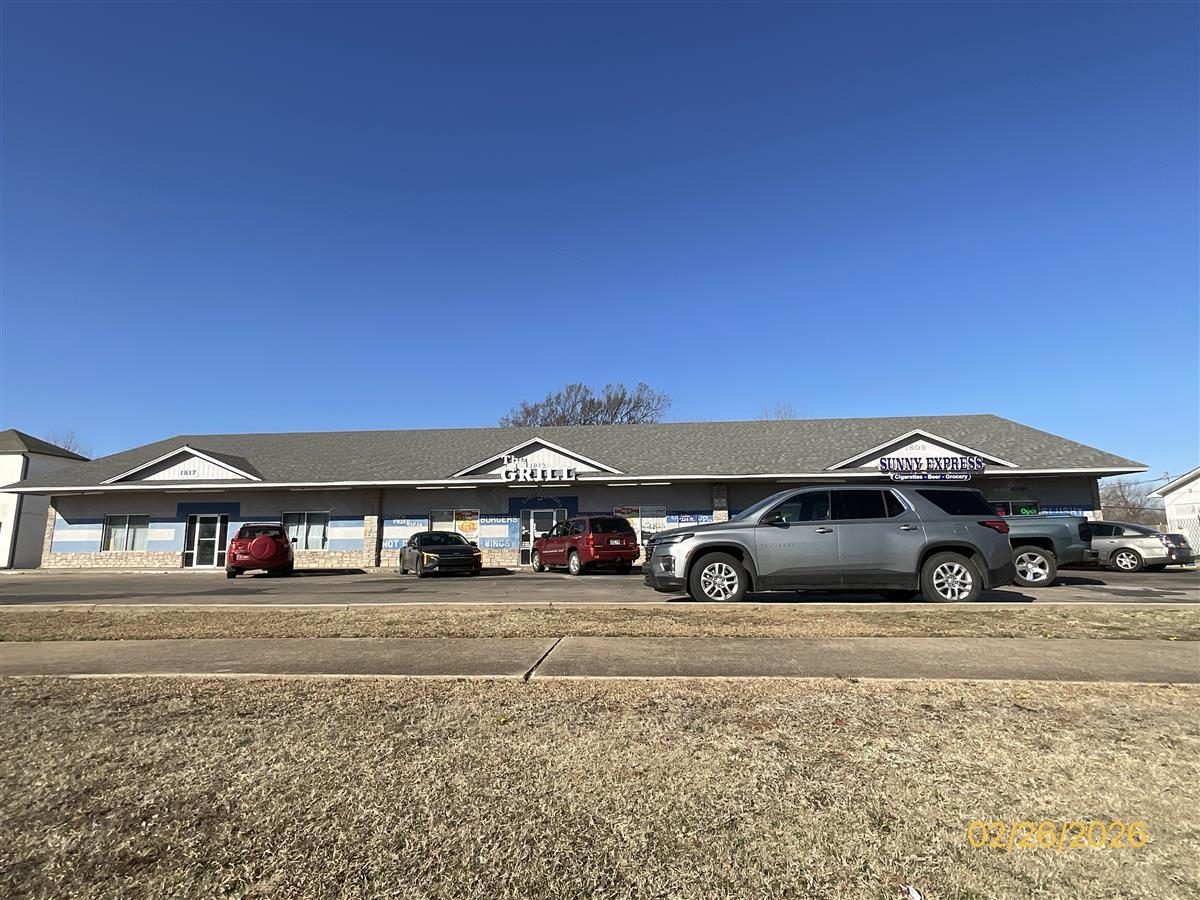 R151325375 1809 S SUNNYLANE RD
