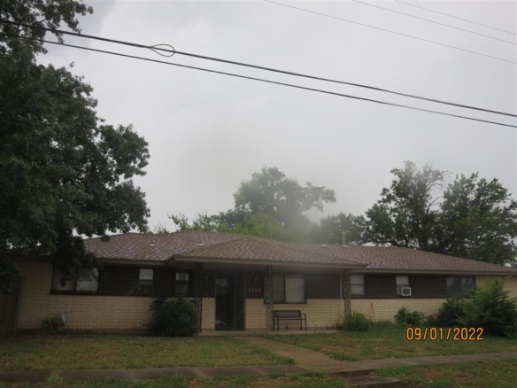 3300 SUNVALLEY DR