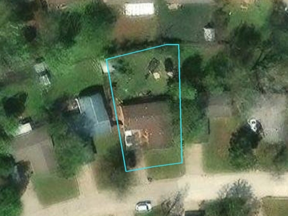 211 W CAMPBELL DR