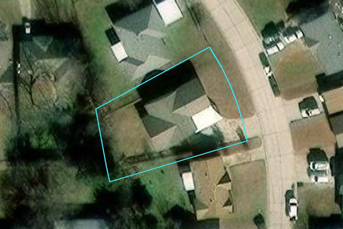 R155151230 509 N LOTUS AVE