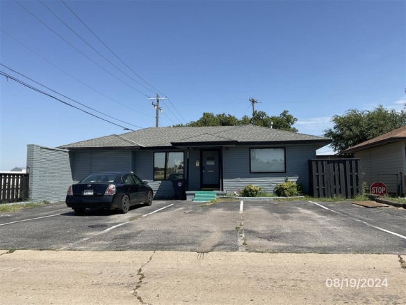 7009 NW 53RD ST