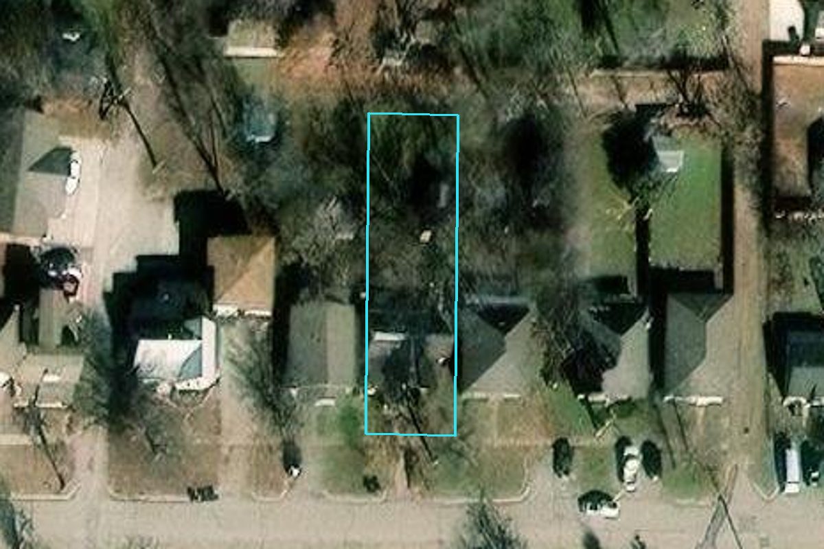 23 E THATCHER ST