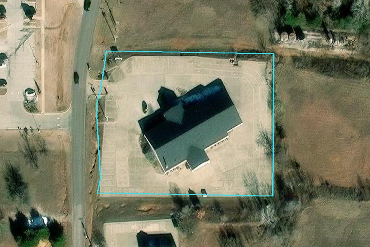 R194741635 2190 N HARPER RD