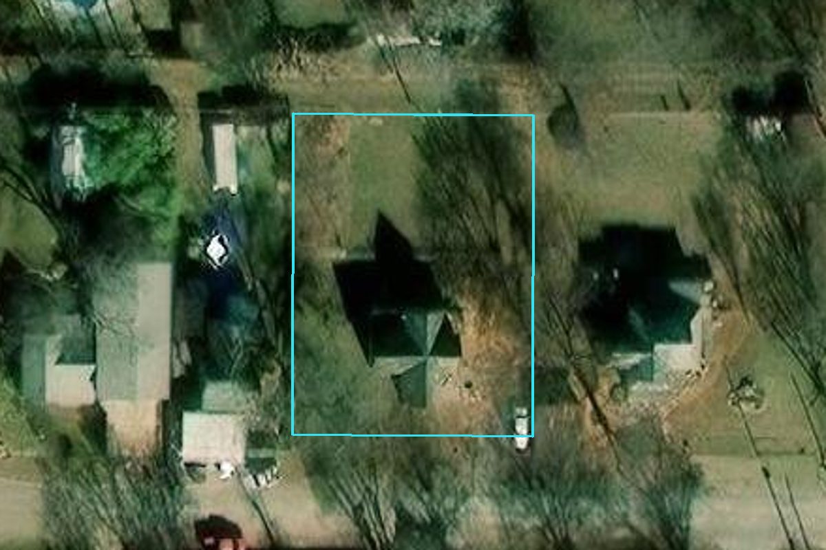 R196967700 105 E 1ST ST