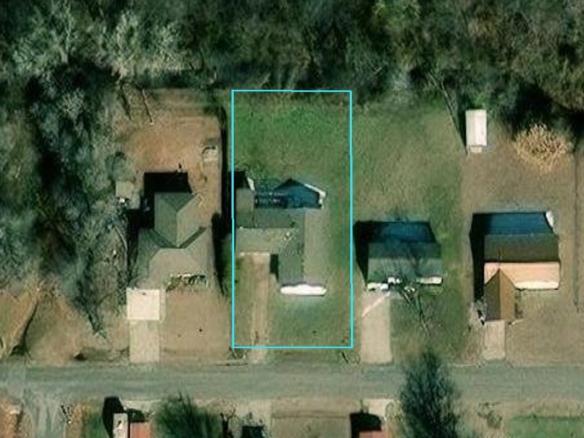 317 W CHEROKEE ST