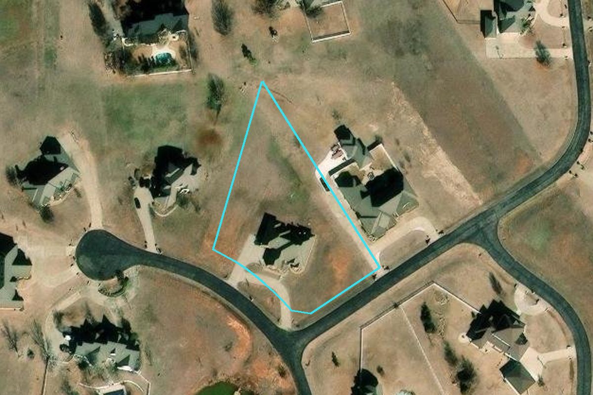 R202091330 17500 OLD POND RD
