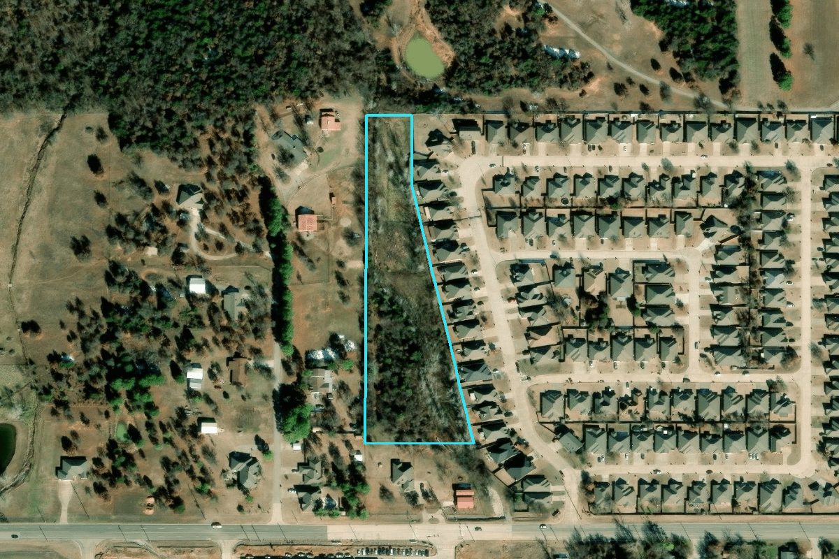 R208631370 1131 CREEKSIDE DR