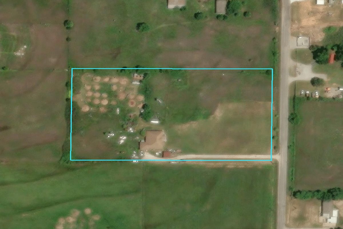 R267120400 1901 S POTTAWATOMIE RD